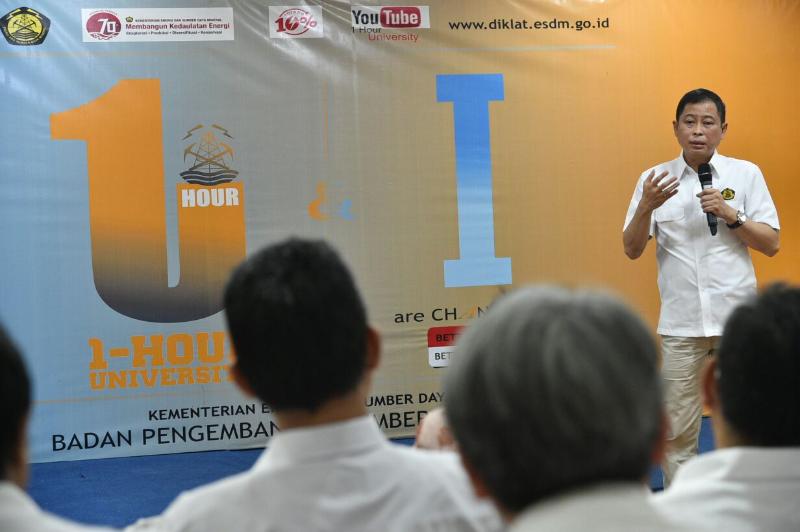 Menteri ESDM: Pemimpin Harus Beri Contoh